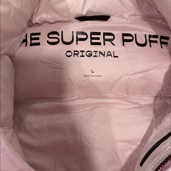 Aritzia Super puff light Pink - not worn before size L - Picture 2 of 9